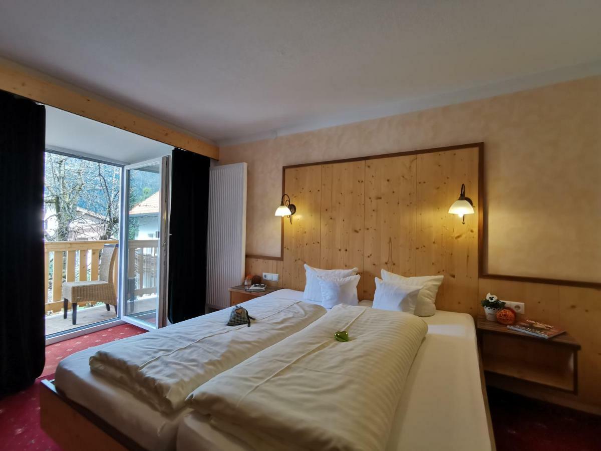 Familienhotel Alpina All Inklusive Wenns Exterior photo
