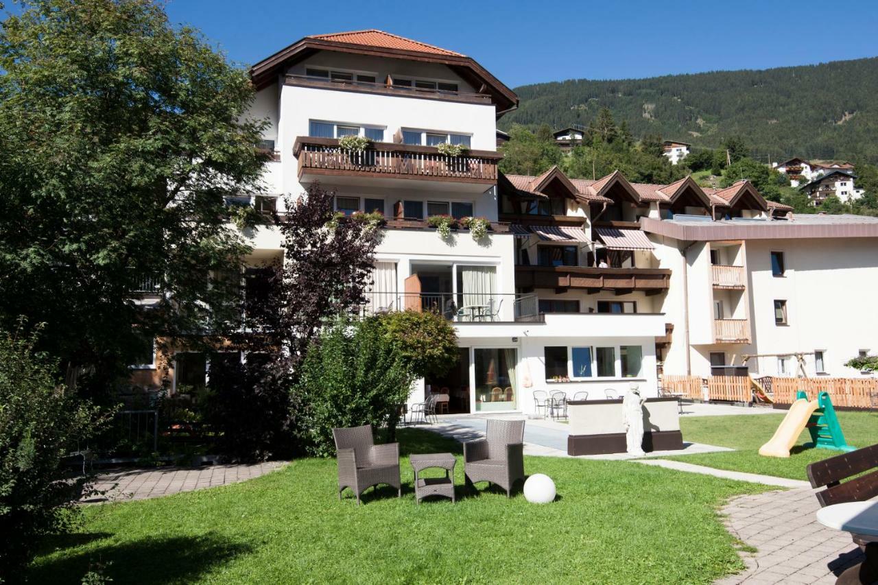Familienhotel Alpina All Inklusive Wenns Exterior photo